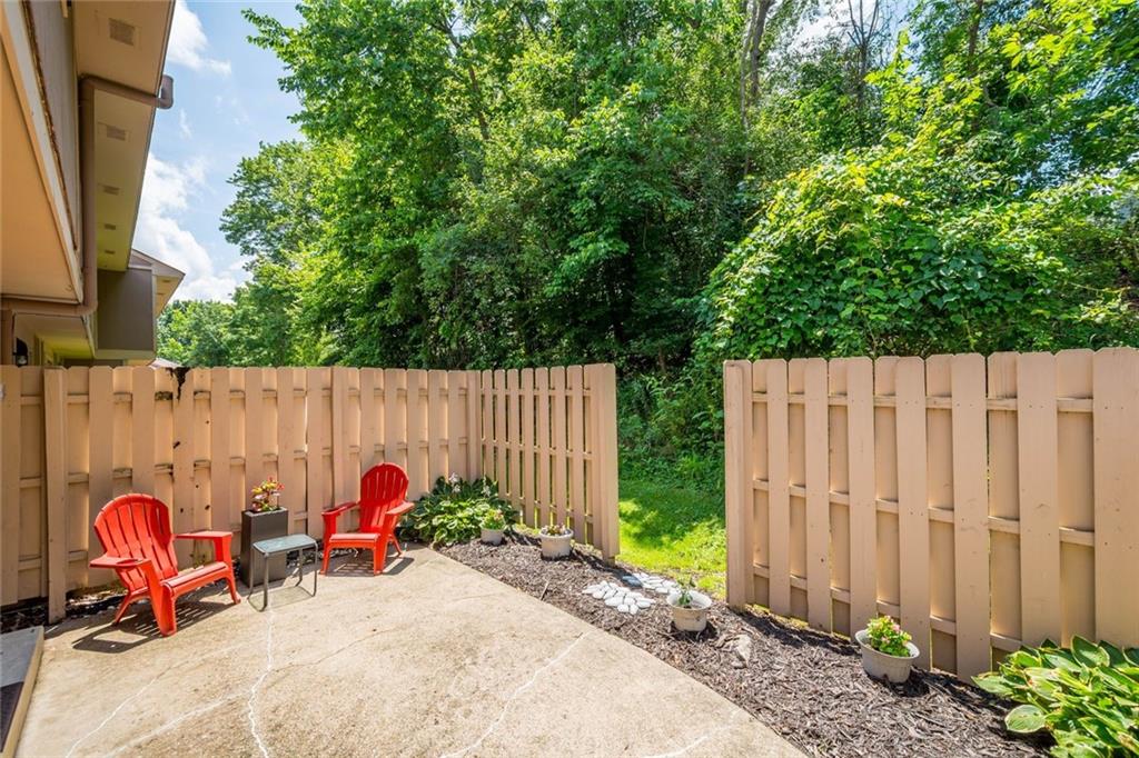 3125 Laurel Ridge Circle Bridgeville, PA 15017 - Photo 30 of 35