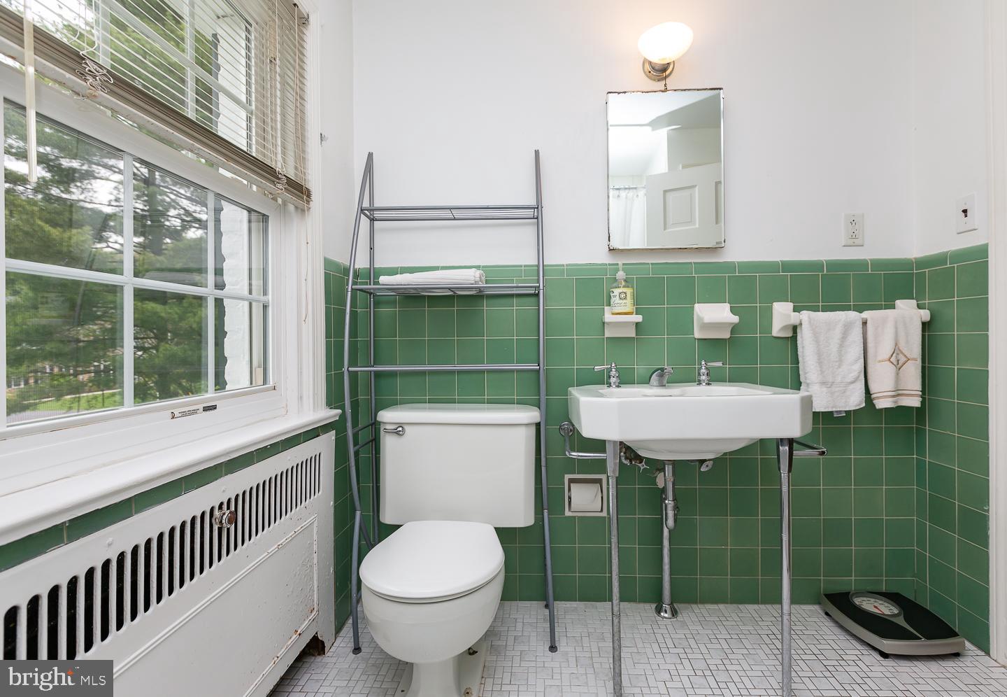 515 Manor Road Wynnewood, PA 19096 - Photo 20 of 34