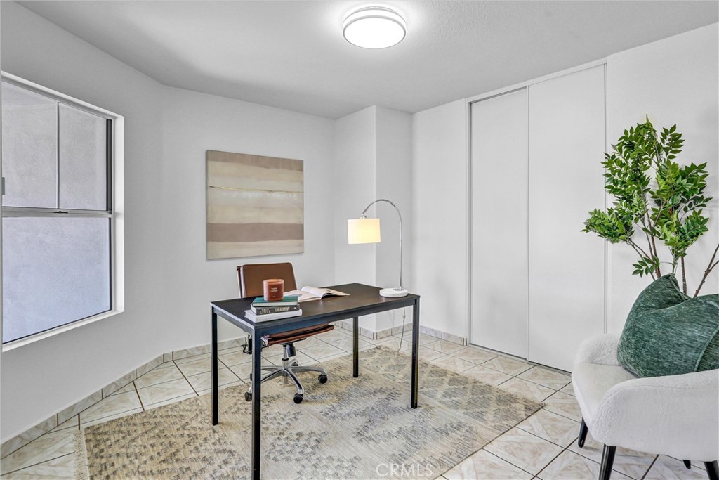 3324 Monique Lane Spring Valley, CA 91977 - Photo 7 of 32 Office