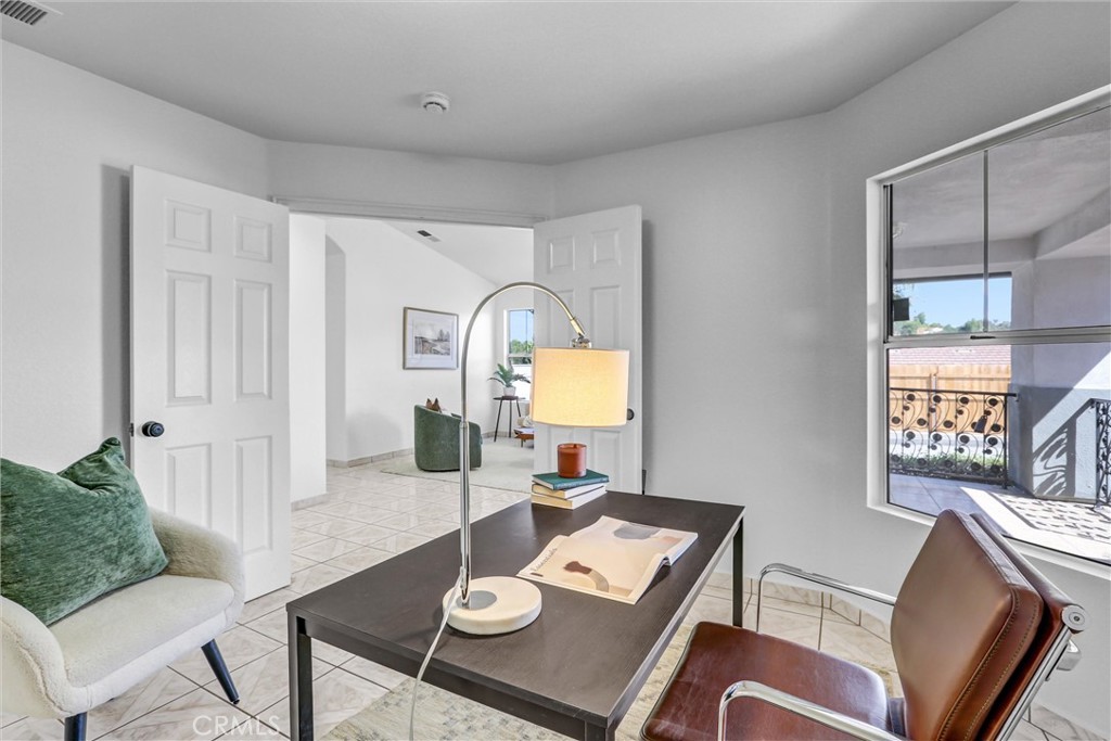 3324 Monique Lane Spring Valley, CA 91977 - Photo 8 of 32 Office