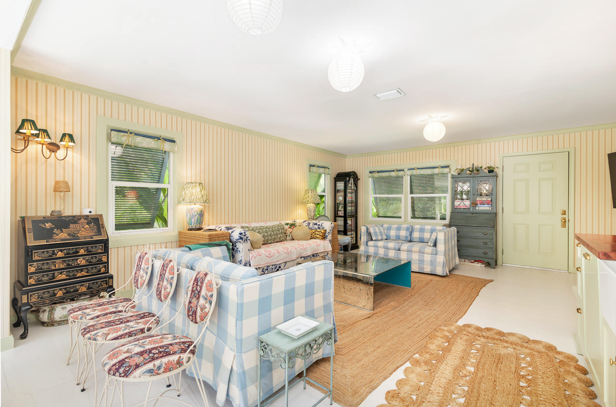 744 Avon Road West Palm Beach, FL 33401 - Photo 4 of 24 low-11