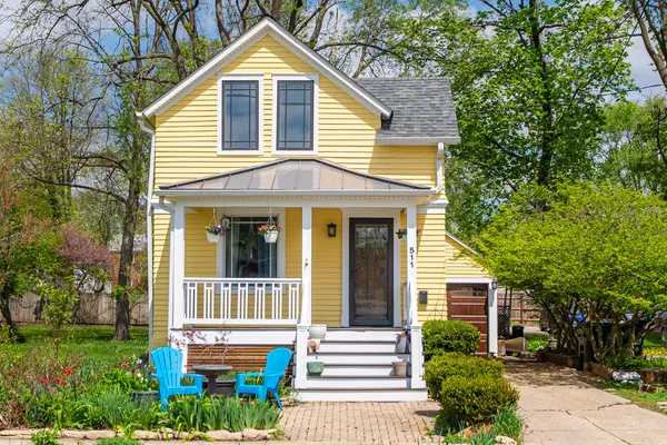 $324,000 | 511 Houston Street, Batavia, IL 60510