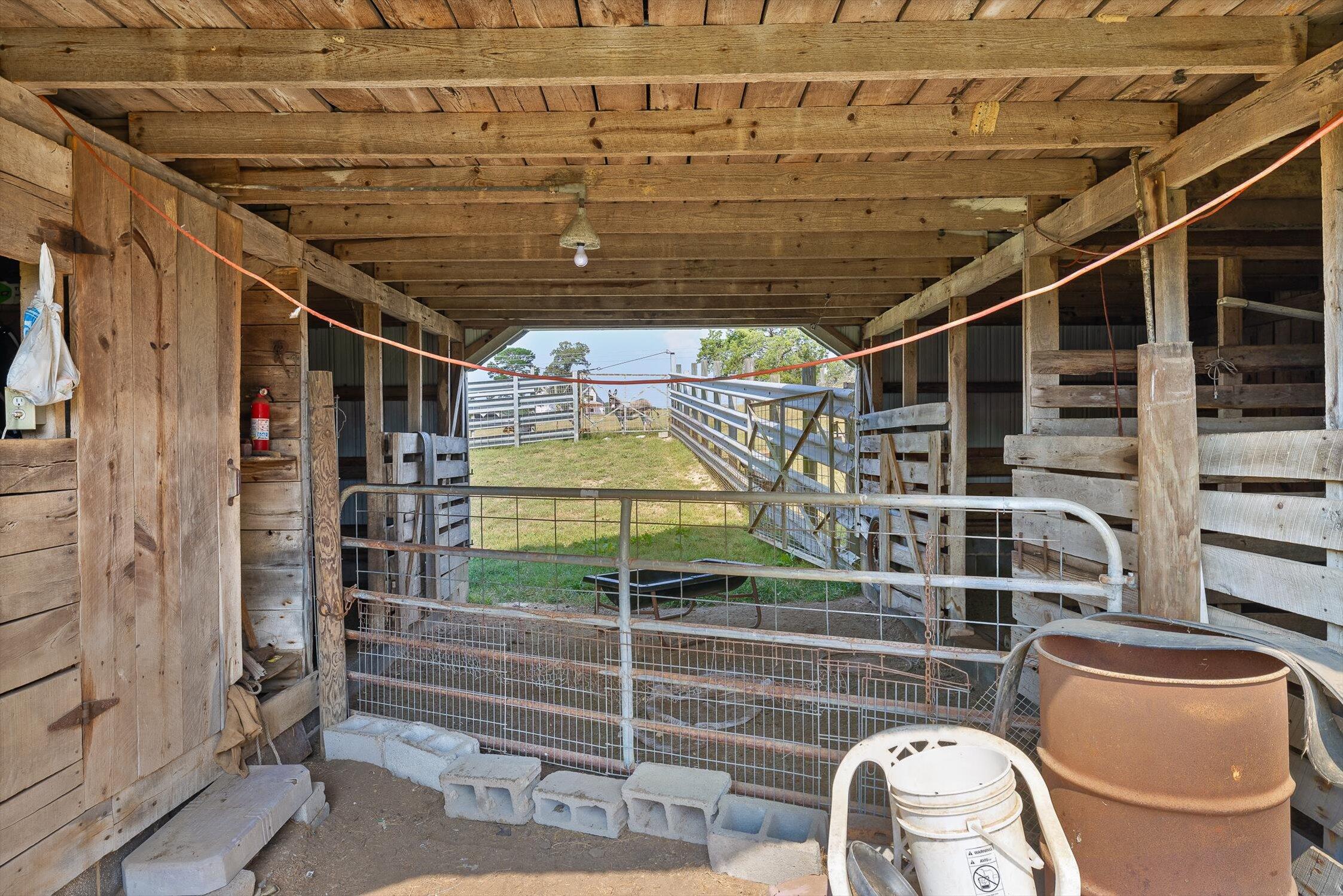 9405 Highway 58 Harrison, TN 37341 - Photo 12 of 76 Barn 1