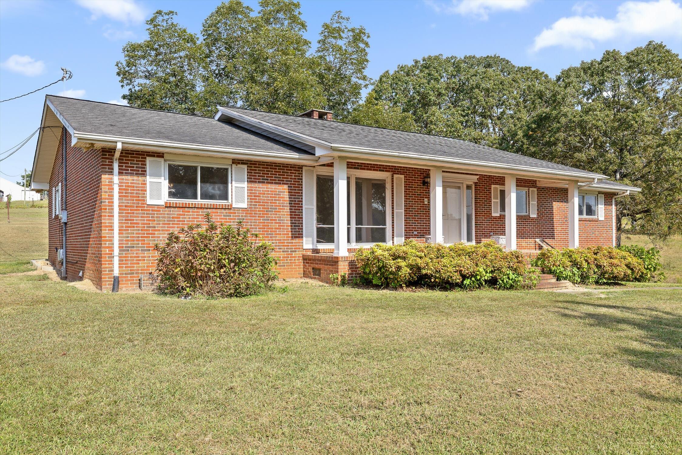 9405 Highway 58 Harrison, TN 37341 - Photo 18 of 76 Primary Home
