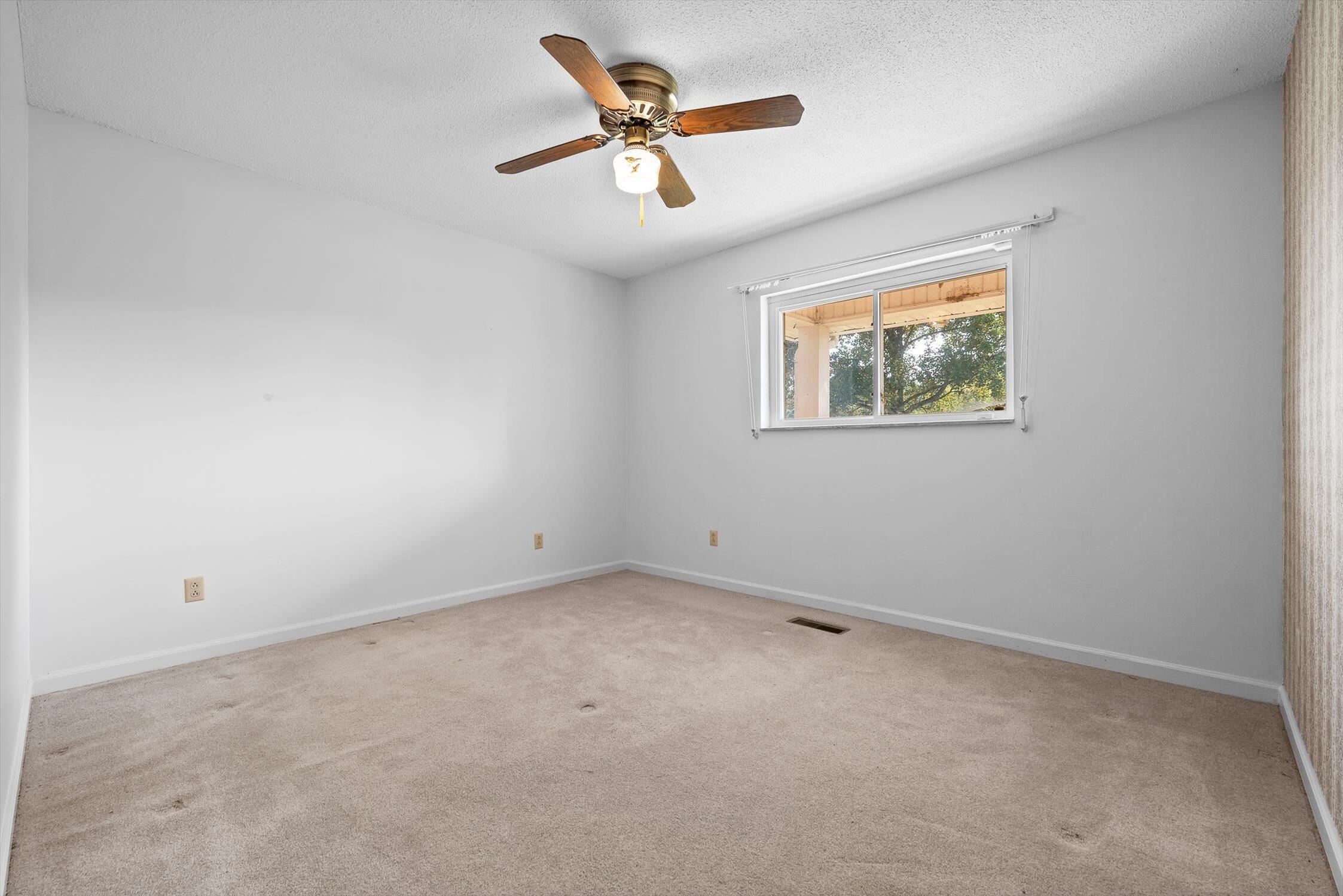 9405 Highway 58 Harrison, TN 37341 - Photo 32 of 76 Bedroom 2 - Primary Home