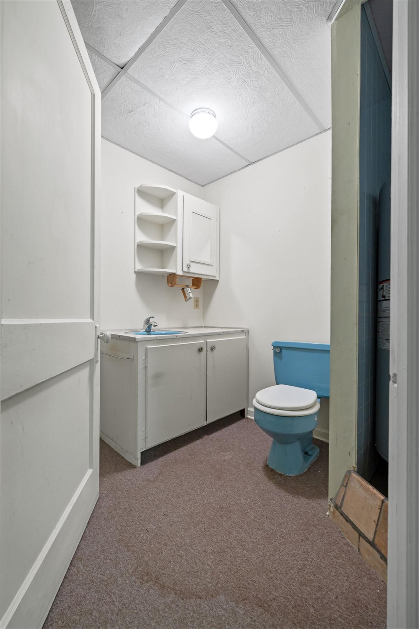9405 Highway 58 Harrison, TN 37341 - Photo 37 of 76 Basement 1/2 Bathroom - Primary Home