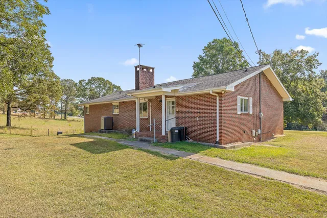 $900,000 | 9405 Highway 58, Ooltewah, TN 37363