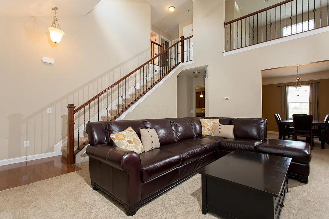5876 Myrick Road Dublin, OH 43016 - Photo 2 of 5 front room