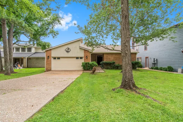 $3,200 | 2839 Hemingway Drive, Montgomery, TX 77356