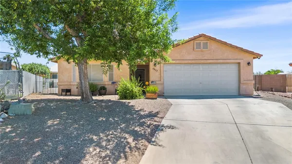 $289,900 | 4822 Castilla Drive, Unit BAY, Fort Mohave, AZ 86426