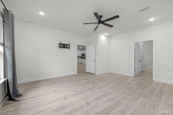$2,600 | 7814 Burnside Loop, Pensacola, FL 32526