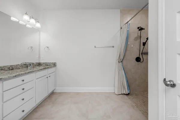 $2,600 | 7814 Burnside Loop, Pensacola, FL 32526
