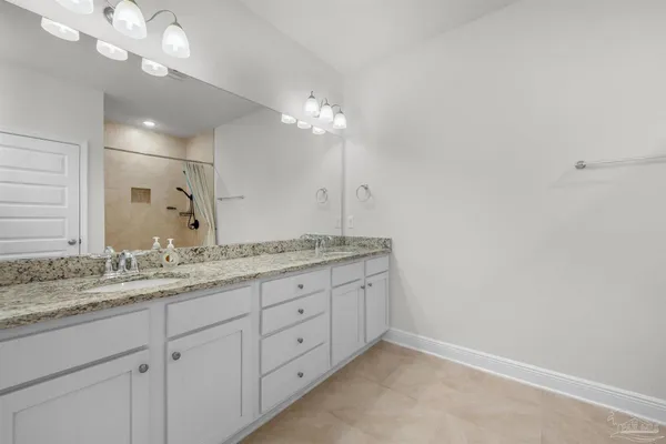 $2,600 | 7814 Burnside Loop, Pensacola, FL 32526