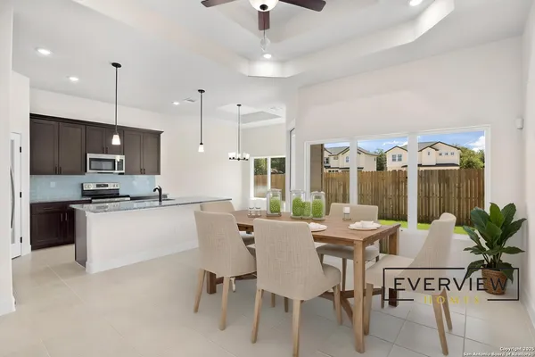 $2,700 | 406 Park Circle, Hondo, TX 78861