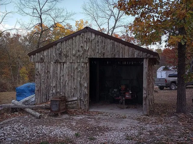 $349,900 | 4420 Southeast 1150th Road, Collins, MO 64738