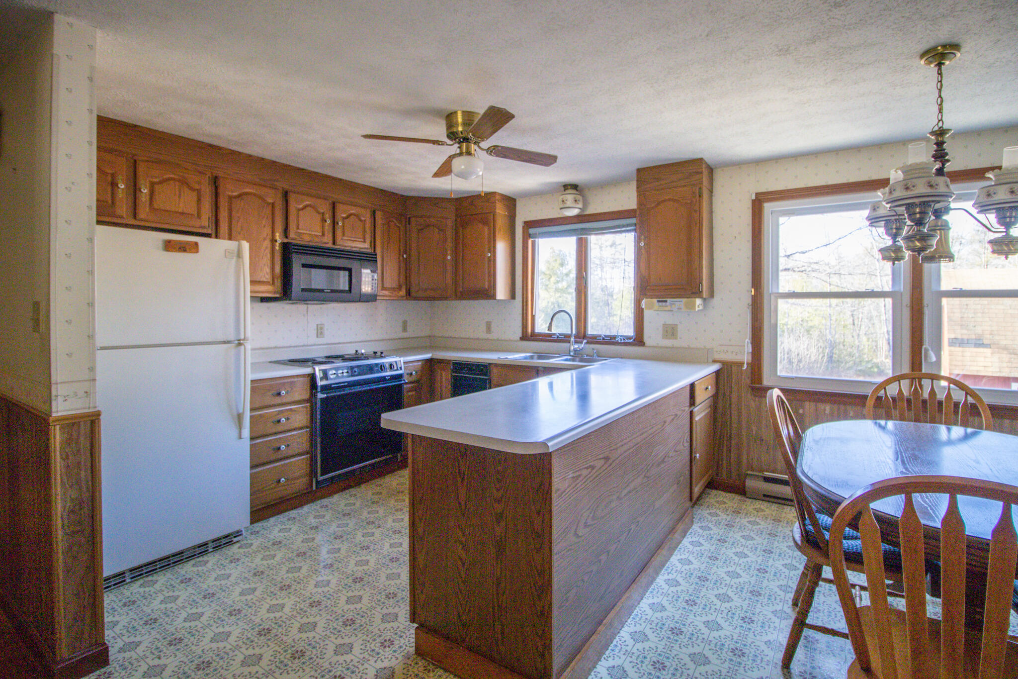 395 River Road Standish, ME 04084 - Photo 7 of 44 Eat In Kitchen