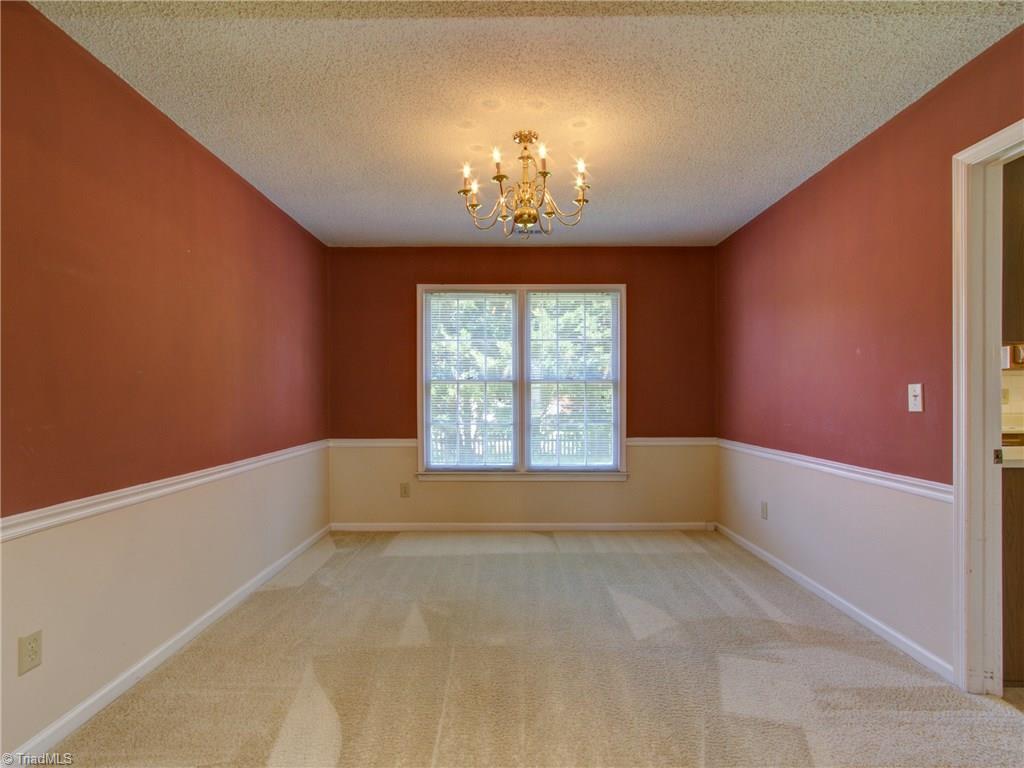 5806 Running Ridge Road Greensboro, NC 27407 - Photo 8 of 29 Gallery Image 8