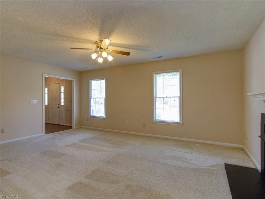 5806 Running Ridge Road Greensboro, NC 27407 - Photo 9 of 29 Gallery Image 9