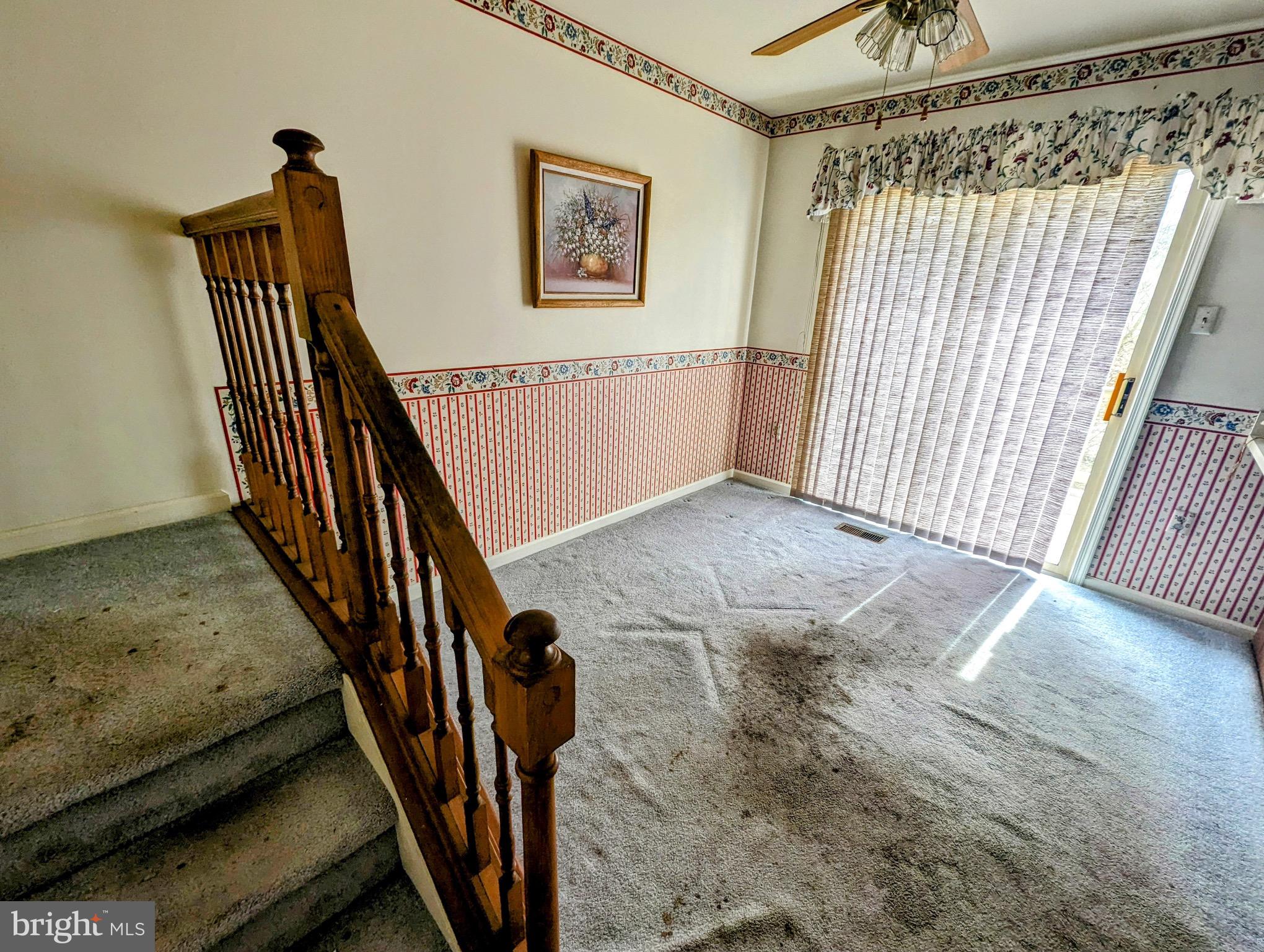 950 Maple Glen Circle Pottstown, PA 19464 - Photo 14 of 19 Breakfast Nook with Ceiling Fan