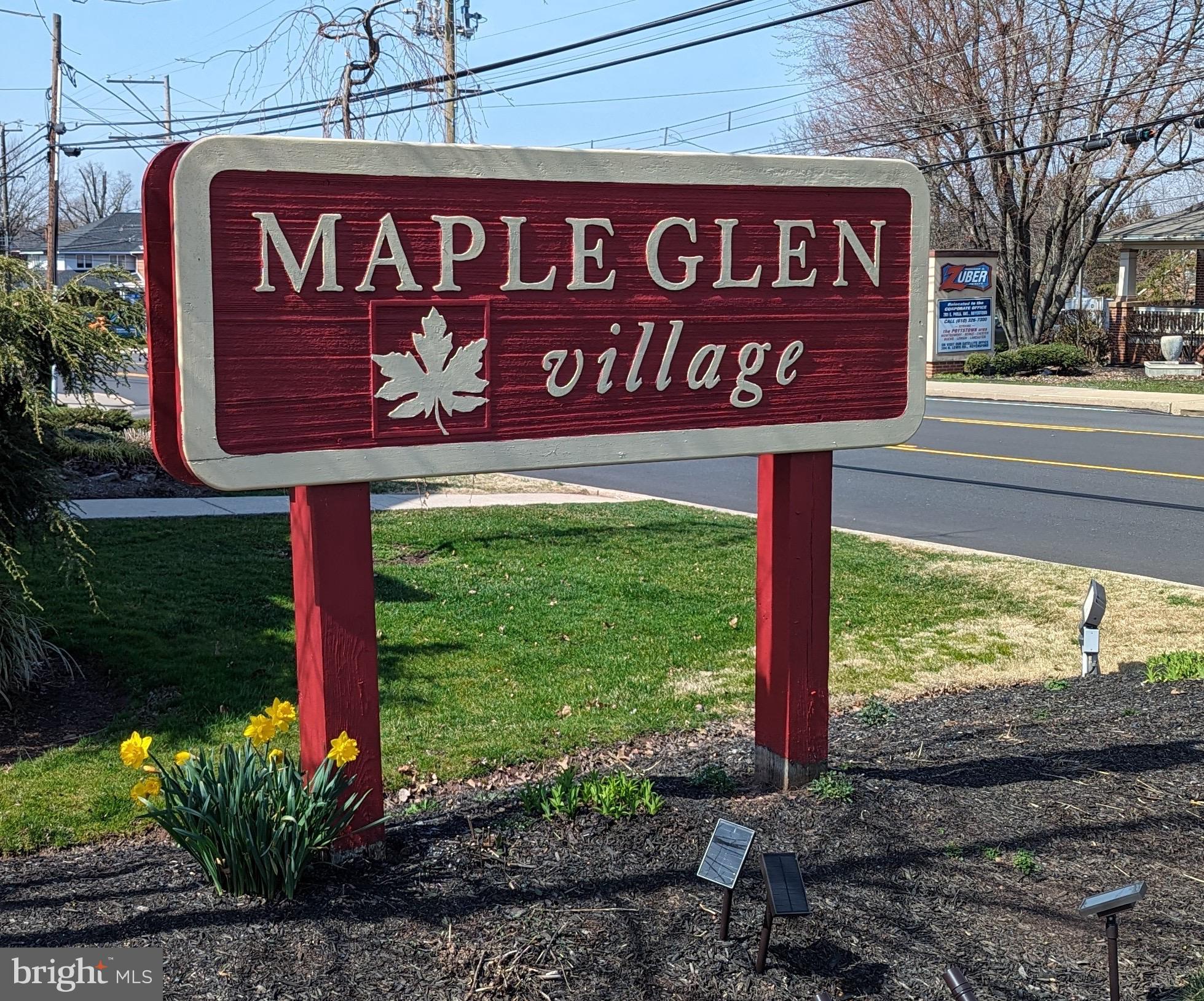 950 Maple Glen Circle Pottstown, PA 19464 - Photo 4 of 19 Entry Sign