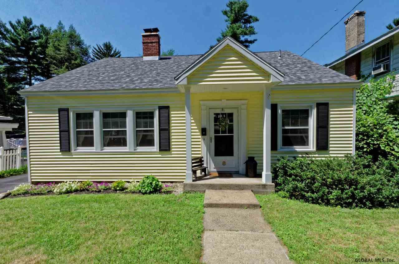 8 Oxford Road Albany, NY 12203 - Photo 1 of 22 Photo 1