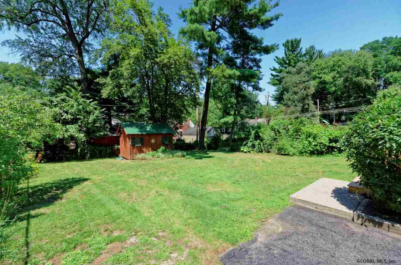 8 Oxford Road Albany, NY 12203 - Photo 18 of 22 Photo 18