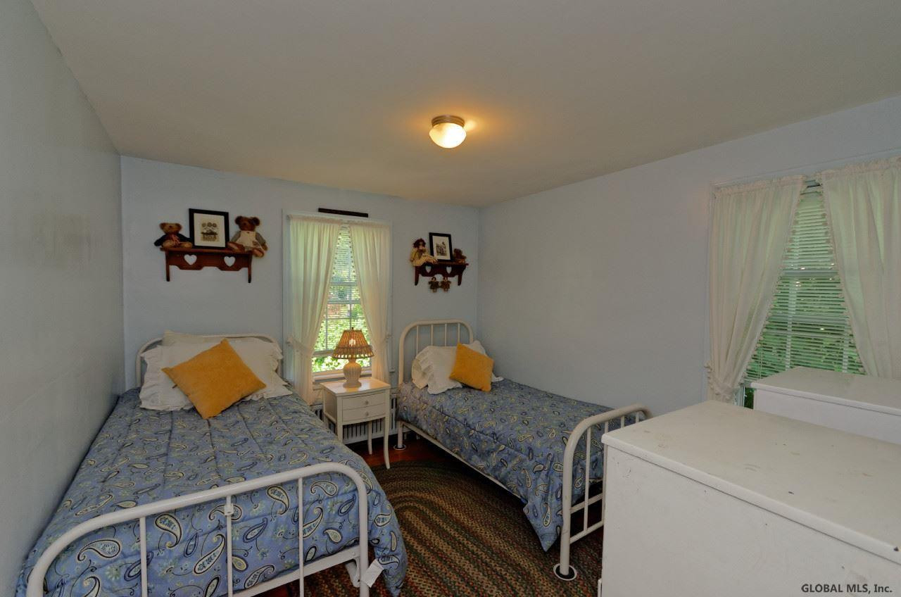 8 Oxford Road Albany, NY 12203 - Photo 7 of 22 Photo 7