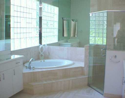 5629 Regency Circle East Boca Raton, FL 33496 - Photo 6 of 16 Additional Photo