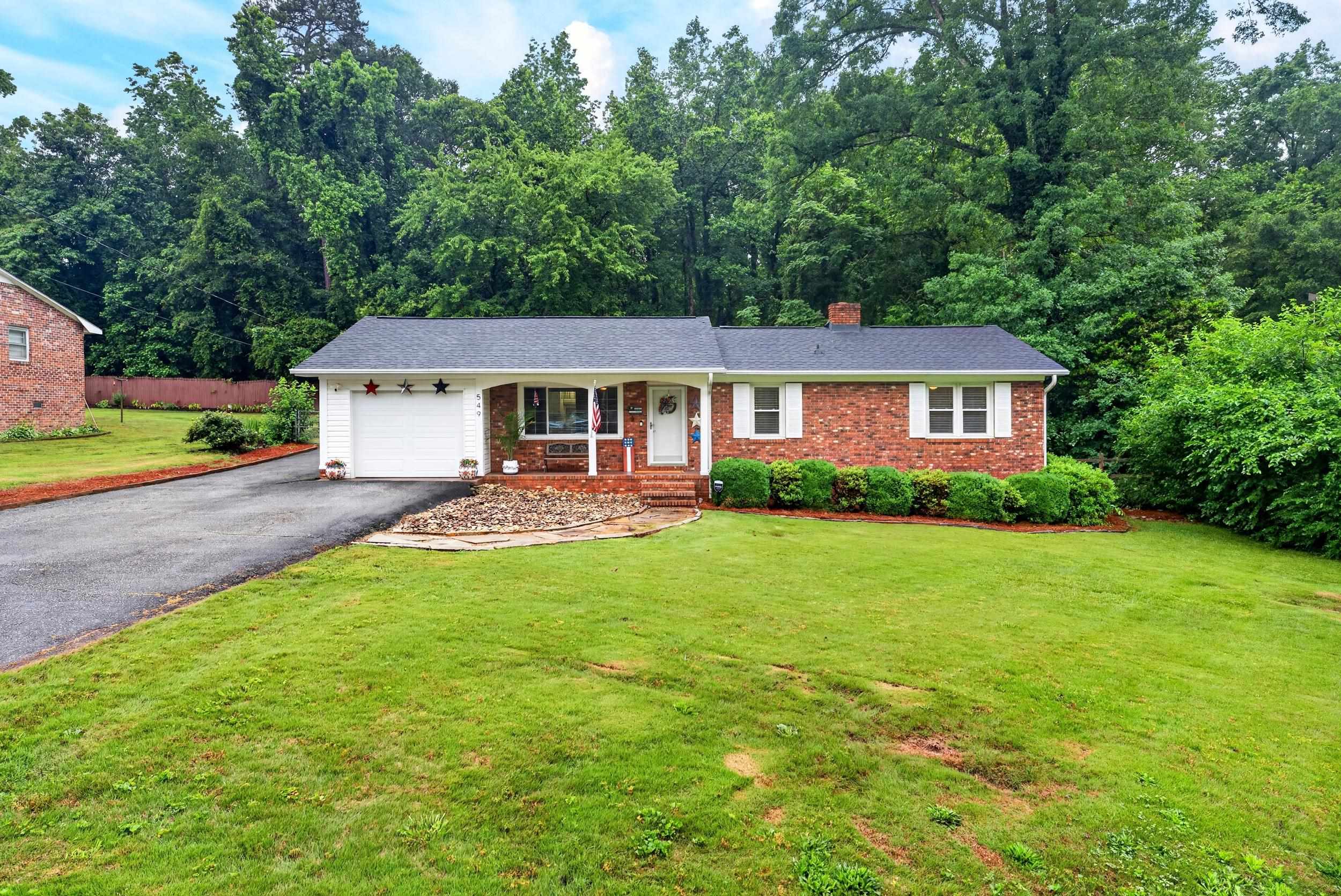 549 Barnwell Road Spartanburg, SC 29303 - Photo 4 of 36