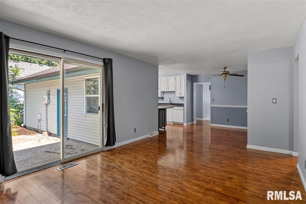 236 Buckhorn Drive Springfield, IL 62707 - Photo 17 of 32 Gallery Image 17