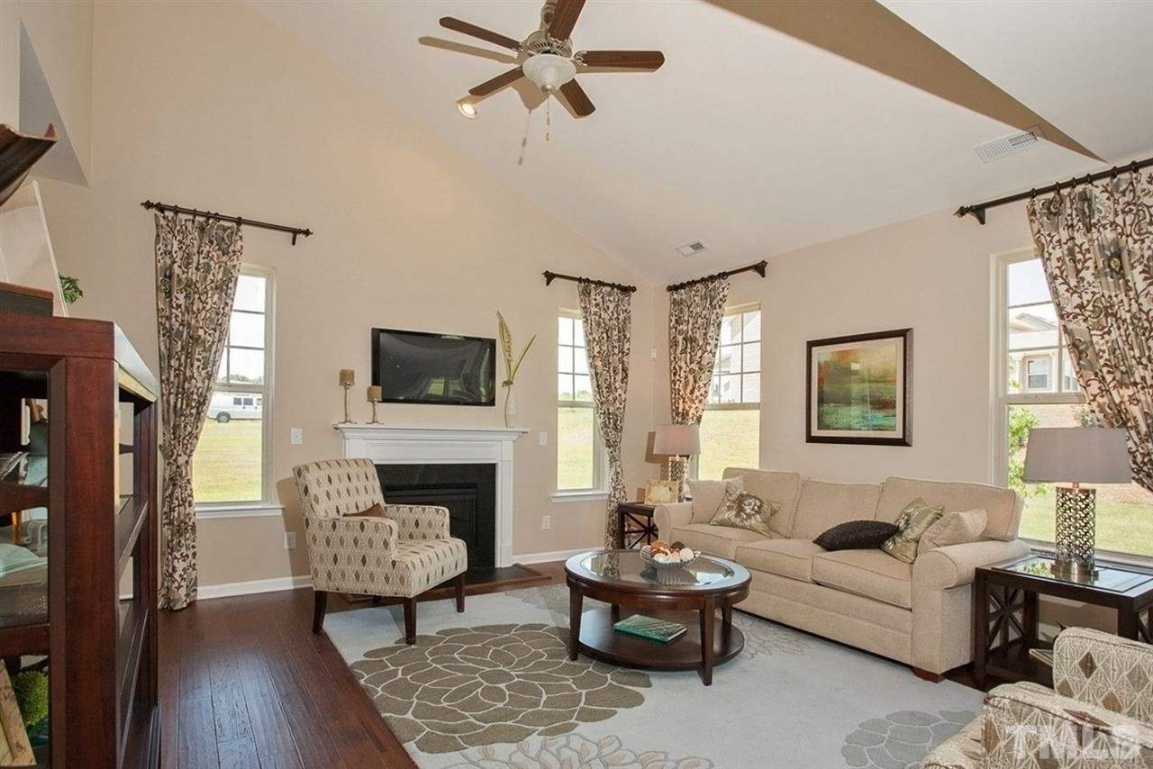 2724 Shepherd Valley Street Raleigh, NC 27610 - Photo 8 of 19 Gallery Image 8