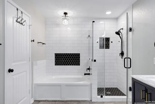 $1,825 | 11711 Caraway Hill, San Antonio, TX 78245