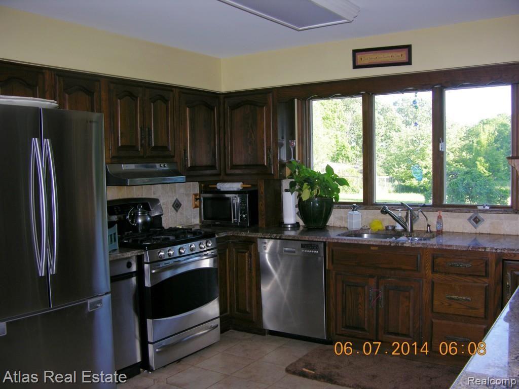 12376 Green Road Goodrich, MI 48438 - Photo 9 of 23 DSCN9306.jpg