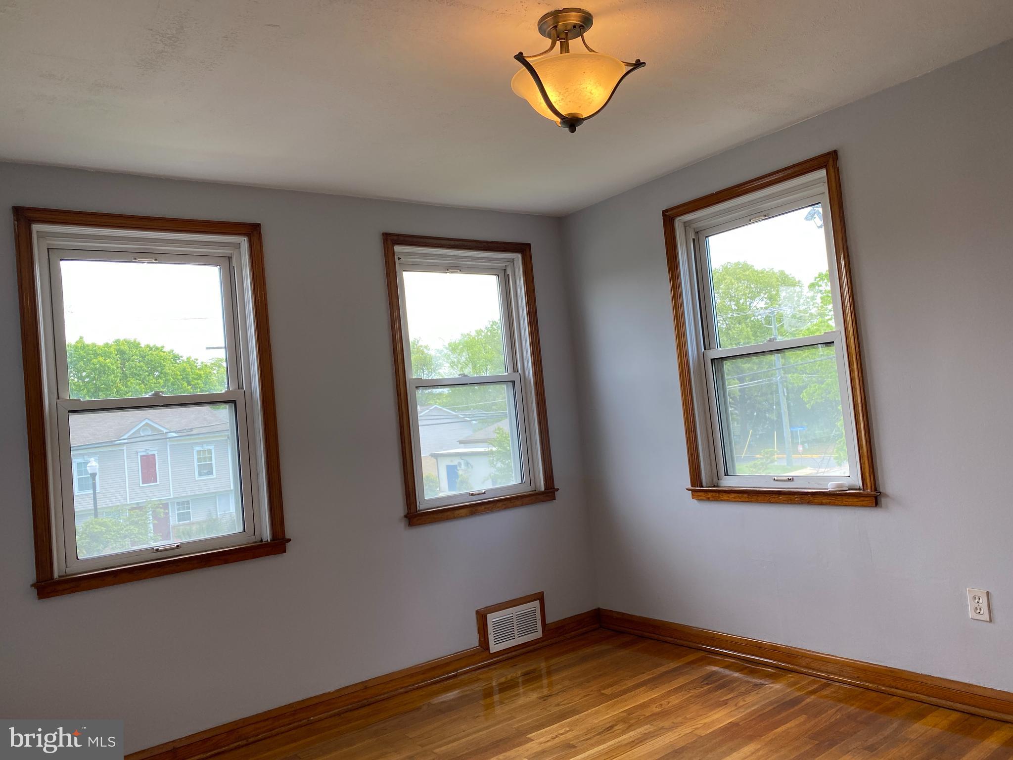 54 Stemmers Run Road Baltimore, MD 21221 - Photo 17 of 42 Gallery Image 17