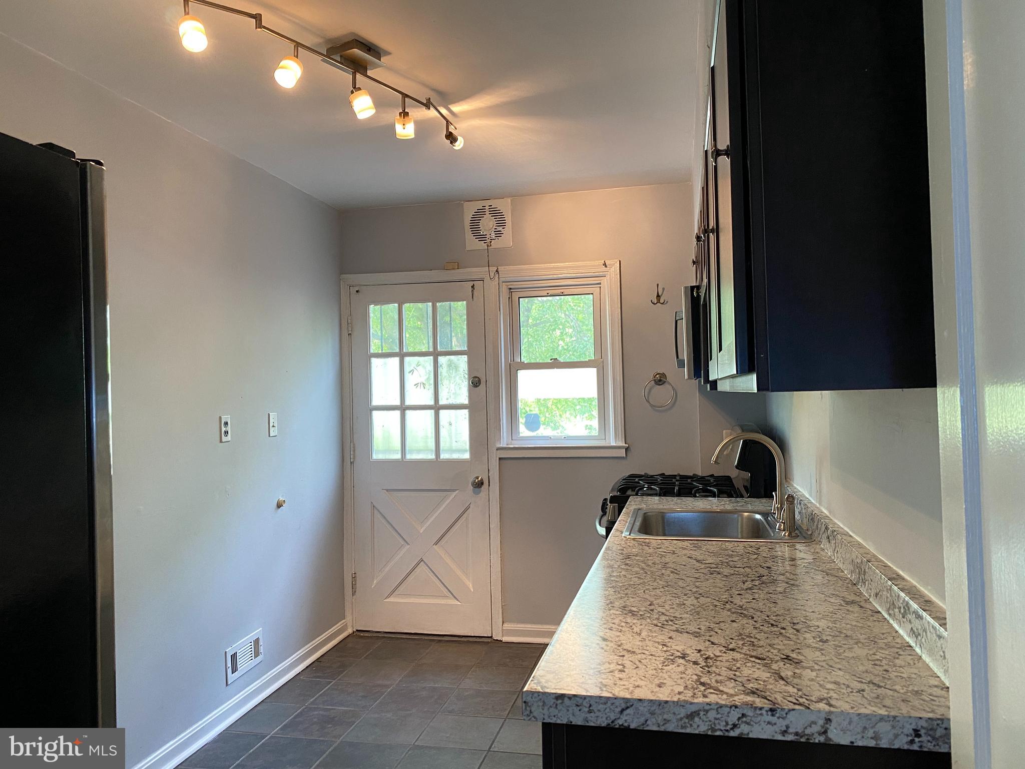 54 Stemmers Run Road Baltimore, MD 21221 - Photo 10 of 42 Gallery Image 10