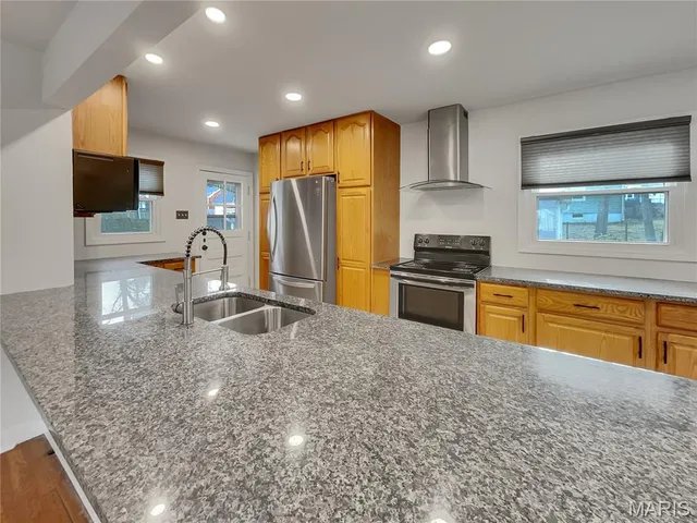 $330,000 | 1117 Tompkins Street, St. Charles, MO 63301