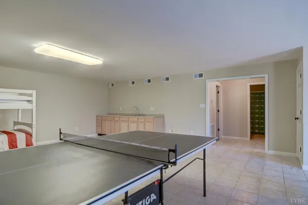 $464,900 | 1052 8th Fairway Lane, Huddleston, VA 24104