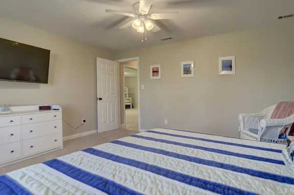 $464,900 | 1052 8th Fairway Lane, Huddleston, VA 24104