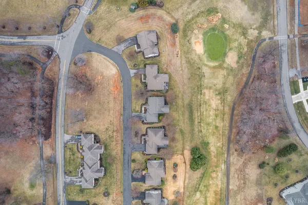 $464,900 | 1052 8th Fairway Lane, Huddleston, VA 24104