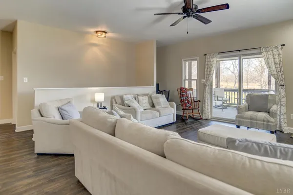 a view of a bedroom with washer and dryer