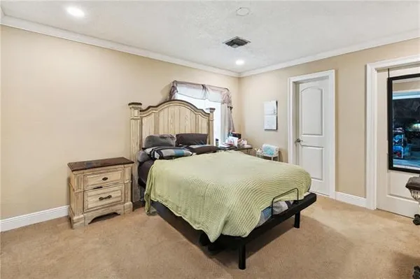 $239,900 | 2556 West Friendship Drive, Harvey, LA 70058
