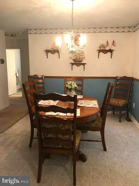9 Shawnee Road Cambridge, MD 21613 - Photo 14 of 36 Open dining