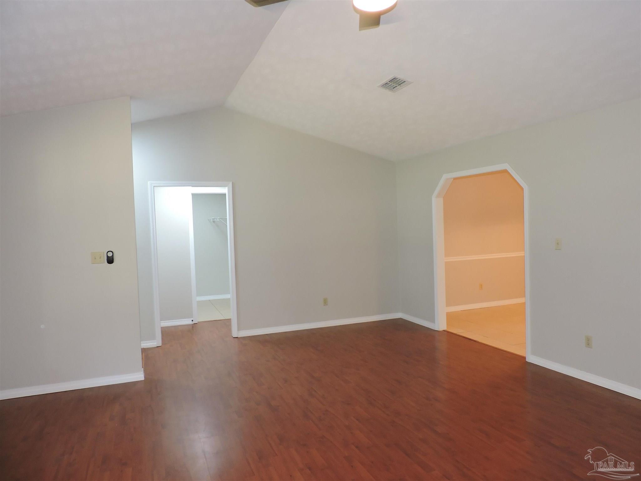 5261 Rowe Trail Pace, FL 32571 - Photo 6 of 32 Gallery Image 6