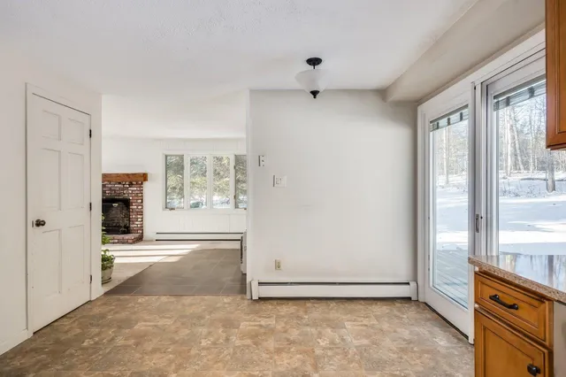 $646,000 | 3 Ambler Way, Durham, NH 03824