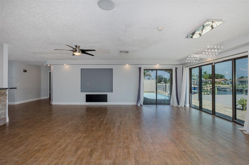 3841 Rudder Way New Port Richey, FL 34652 - Photo 10 of 51