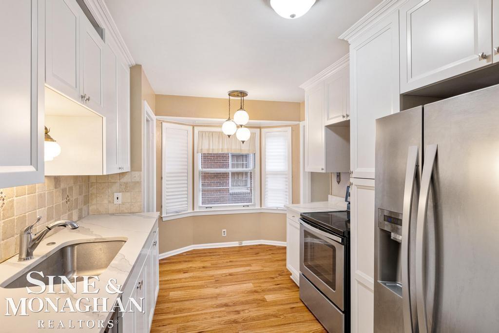 380 Kerby Road Grosse Pointe Farms, MI 48236 - Photo 10 of 26
