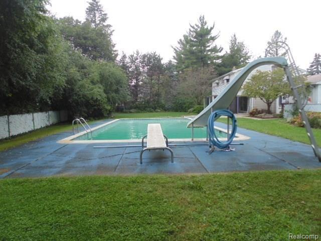 1082 Alter Road Bloomfield Hills, MI 48304 - Photo 25 of 28 DSC04640.JPG