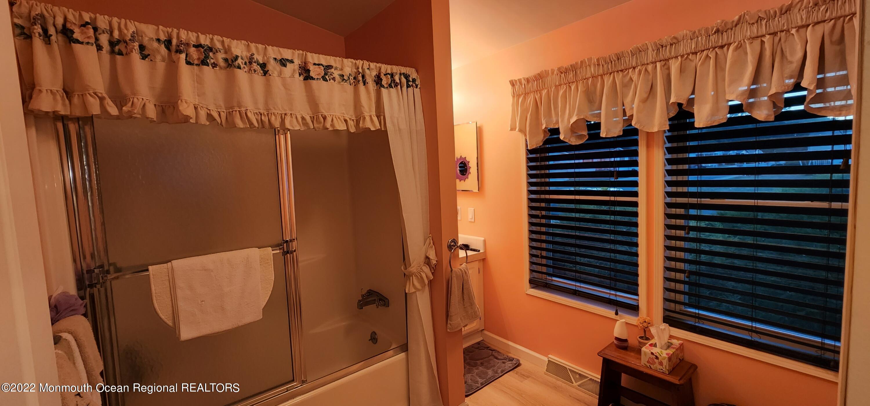 172 Farm Road Freehold, NJ 07728 - Photo 15 of 16 20220901_193526
