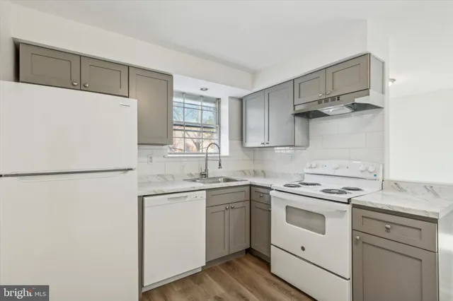 $1,995 | 329 Buttonwood Street, Unit C, Norristown, PA 19401