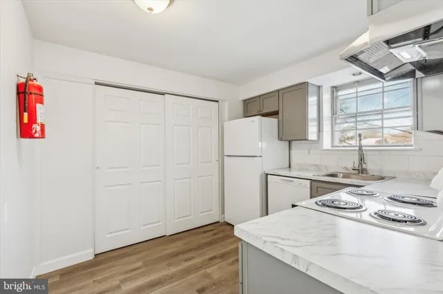 $1,995 | 329 Buttonwood Street, Unit C, Norristown, PA 19401